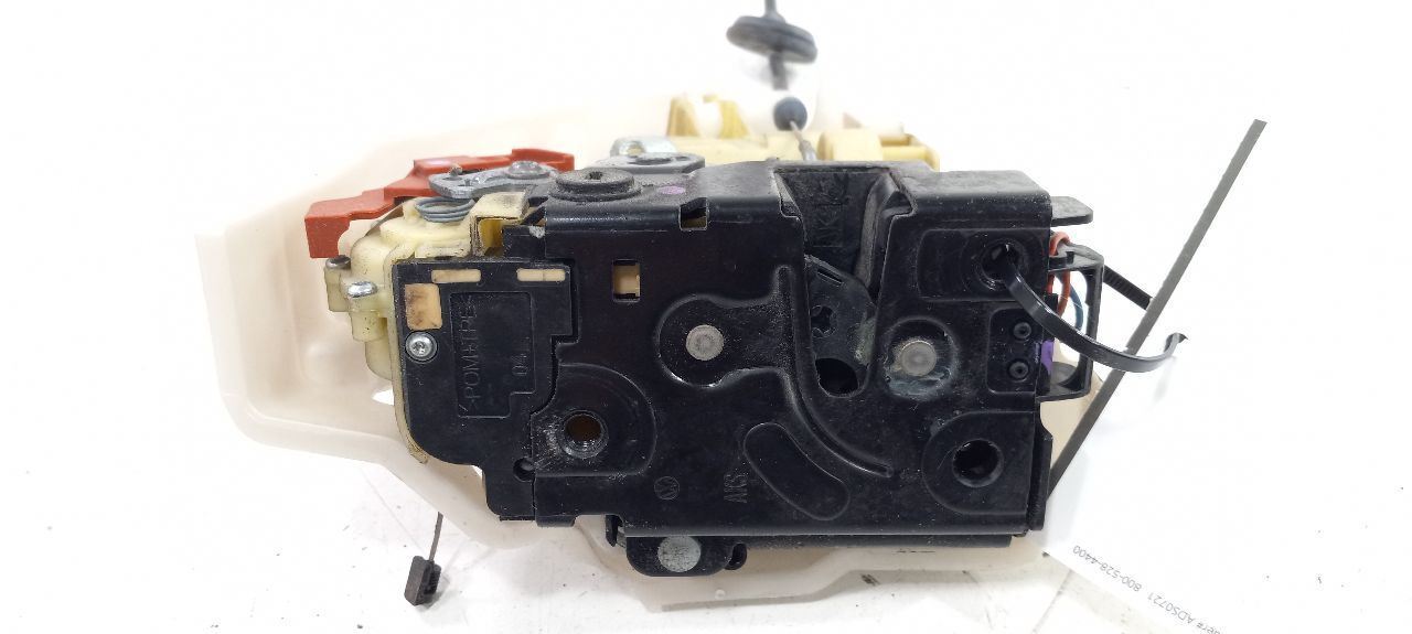 Volkswagen Rabbit Door Latch Lock Left Driver Rear 2006 2007 2008 2009