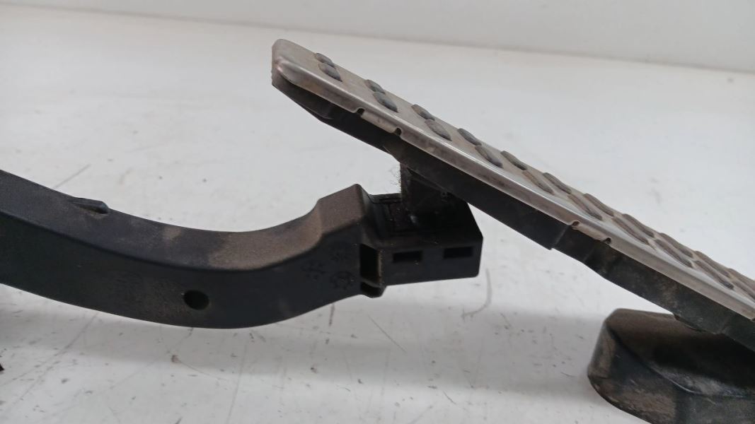 Hyundai Elantra Gas Pedal  2011 2012 2013 2014 2015 2016