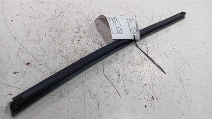 Hyundai Veloster Right Front Weather Strip Interior  2012 2013 2014 2015