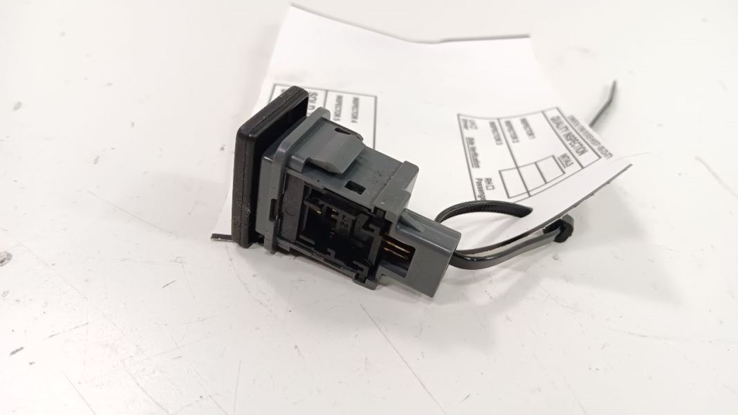 Toyota Prius EV Mode Switch    2012 2013 2014 2015