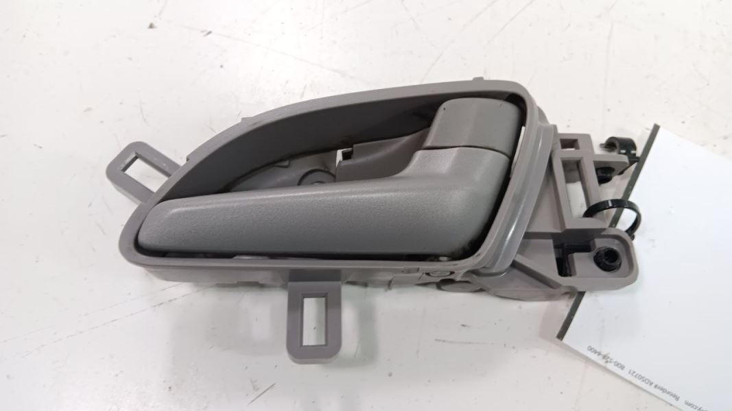 Honda Insight Door Handle Right Passenger Rear Interior Inside 2010 2011 2012