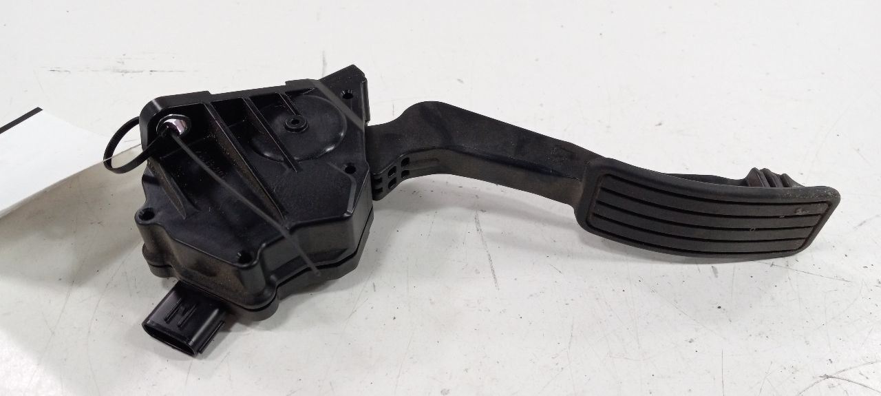 Subaru Legacy Gas Pedal 2015 2016 2017