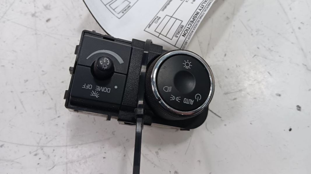 Chevy Traverse Headlight Switch Head Light Lamp  2010 2011 2012 2013