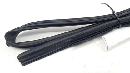 MDX Door Glass Window Seal Rubber Right Passenger Rear Back 2003 2004 2005 2006