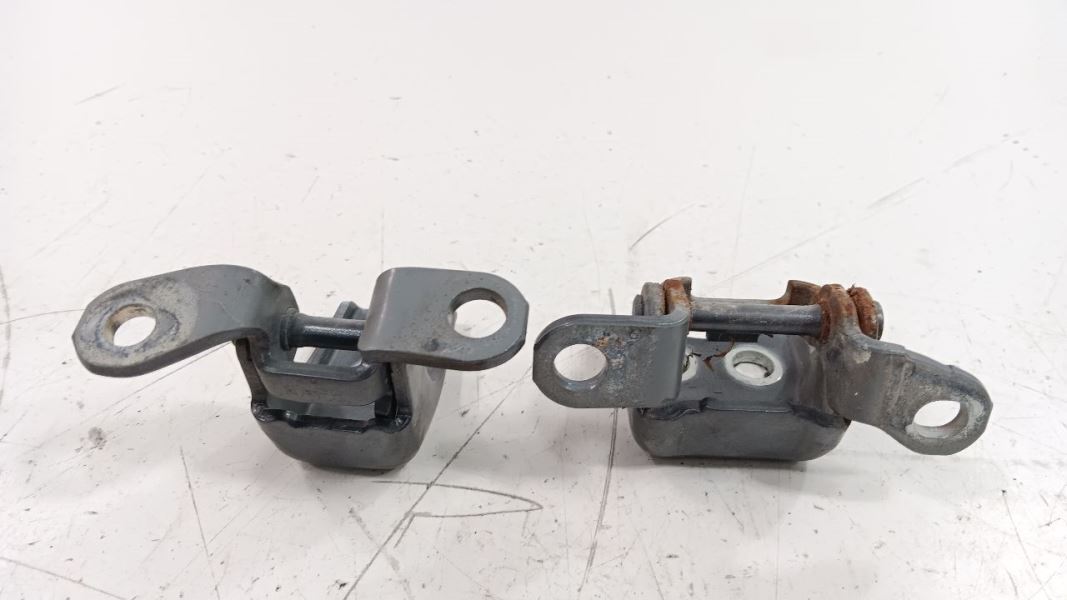 Honda Insight Door Hinge Set Right Front Passenger 2010 2011 2012 2013