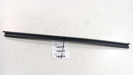 Volkswagen Golf Left Front Weather Strip Interior 2010 2011 2012 2013 2014