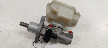 Brake Master Cylinder Fits 07-16 EOS