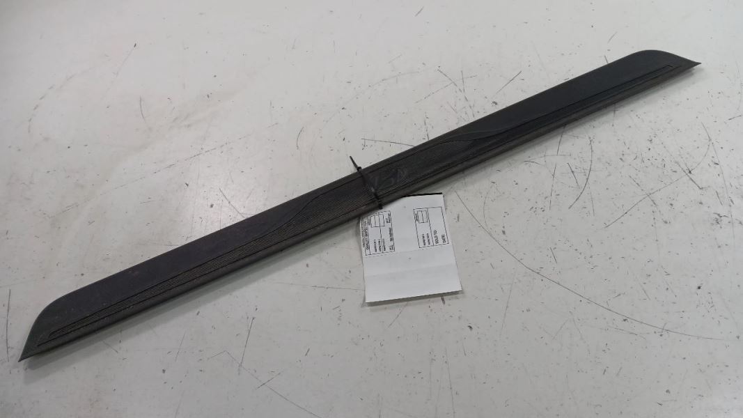 Hyundai Elantra Sill Trim Plate Door Jam Threshold Right Passenger Front  2011 2