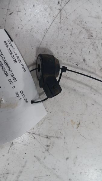 Chrysler 200 Engine Knock Sensor  2015 2016 2017