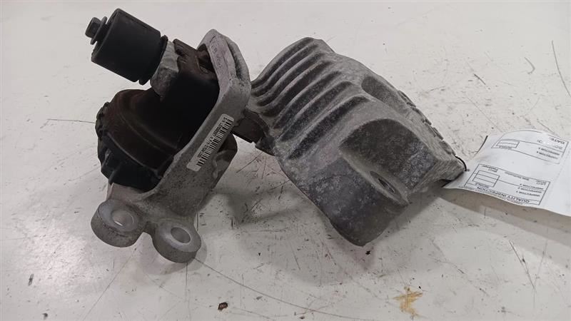 Nissan Rogue Engine Motor Mount Right Passenger  2014 2015 2016 2017