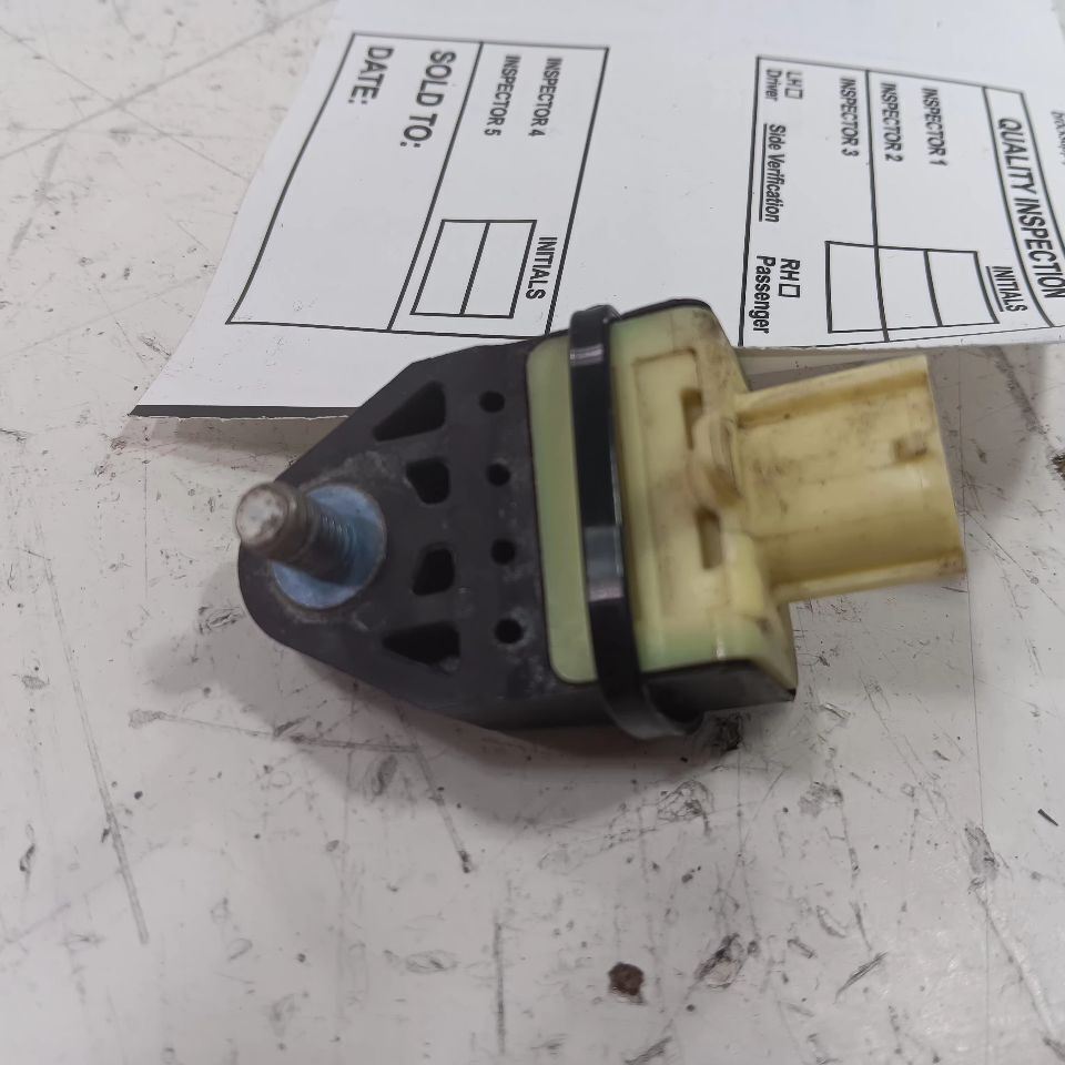 Toyota Scion IQ Bag Crash Impact Sensor  2011 2012 2013 2014 2015