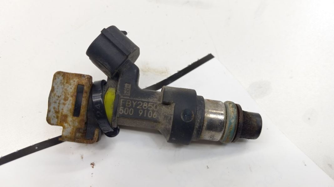 Fuel Injection Injector Fits 09-14 CUBE