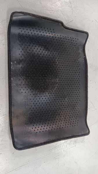 Hyundai Sonata Floor Mat Right Passenger Side Rear 2011 2012 2013 2014