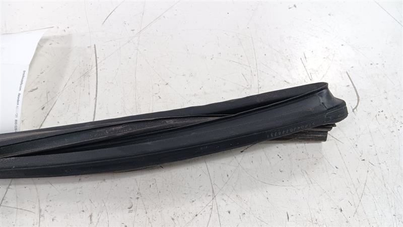 Honda Insight Door Glass Window Seal Rubber Left Driver Rear Back 2010 2011 2012