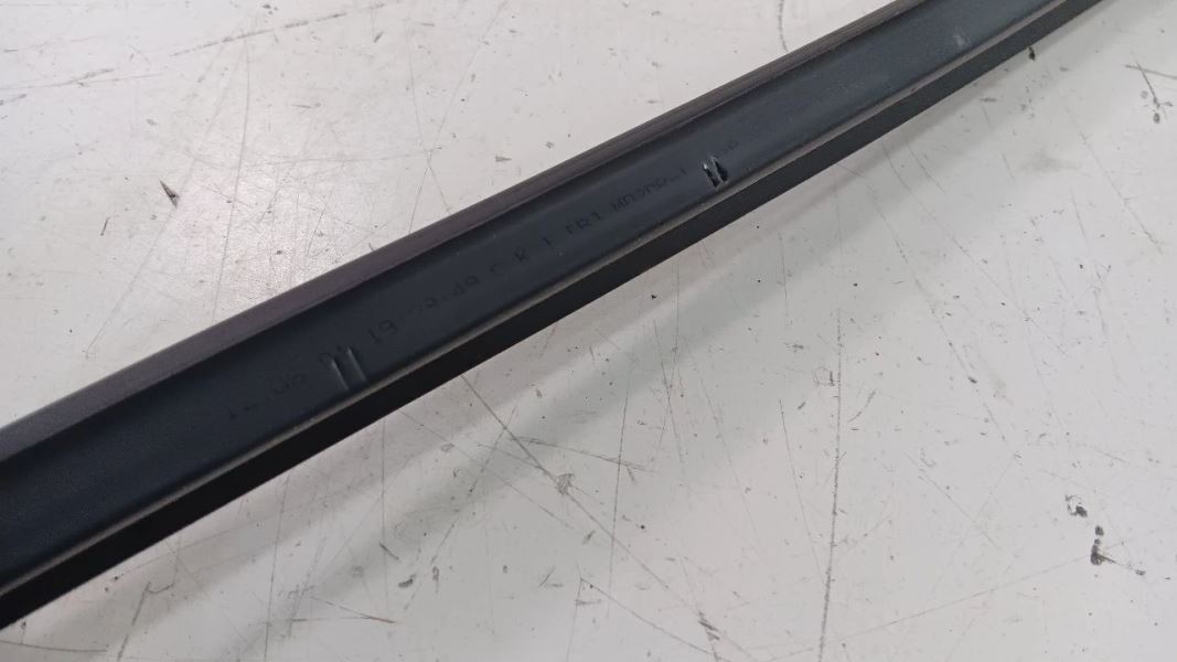 Hyundai Elantra Left Front Weather Strip Interior  2011 2012 2013 2014 2015 2016