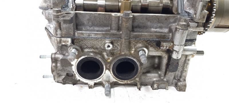 Passenger Right Cylinder Head Fits 17-19 IMPREZA