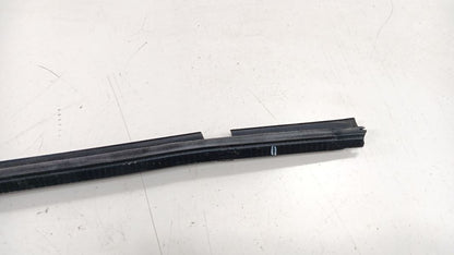 Buick Encore Driver Left Front Weather Strip Interior 2016 2017 2018 2019