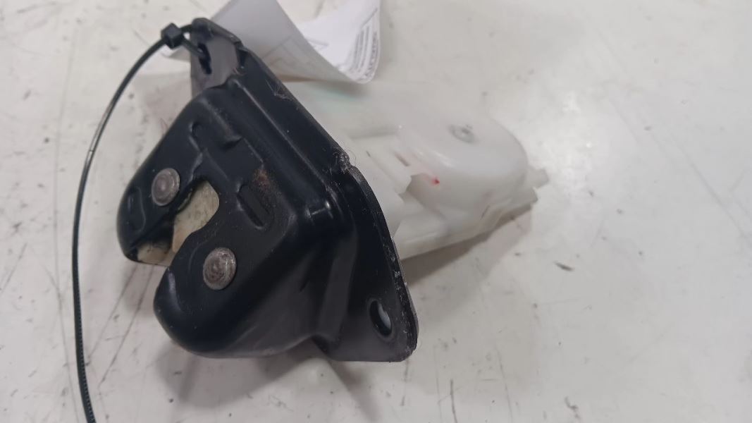 Nissan Rogue Trunk Latch  2014 2015 2016 2017