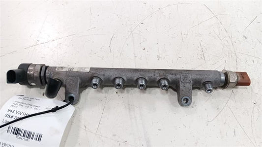 Volkswagen Golf Fuel Rail Injection Injector Mount Bar 2010 2011 2012 2013 2014