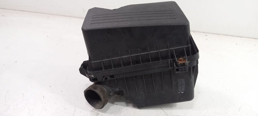 Air Cleaner Filter Box 2.7L 1ARFE Engine 4 Cylinder Fits 09-16 VENZA