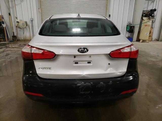 Kia Forte Front Bumper Fog Light Insert Trim Bezel Left Driver Side  2014 2015 2