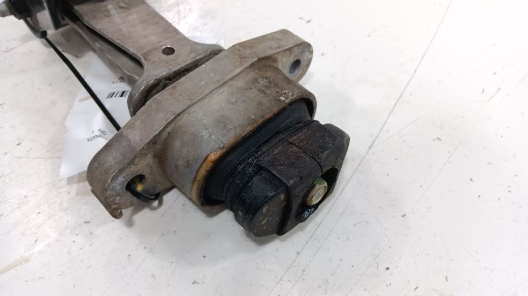 Hyundai Sonata Engine Motor Mount Rear Back 2018 2019