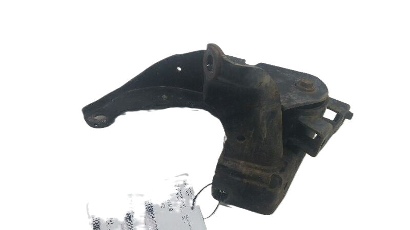 2009 CHRYSLER TOWN AND COUNTR Engine Motor Mount 2008 2010