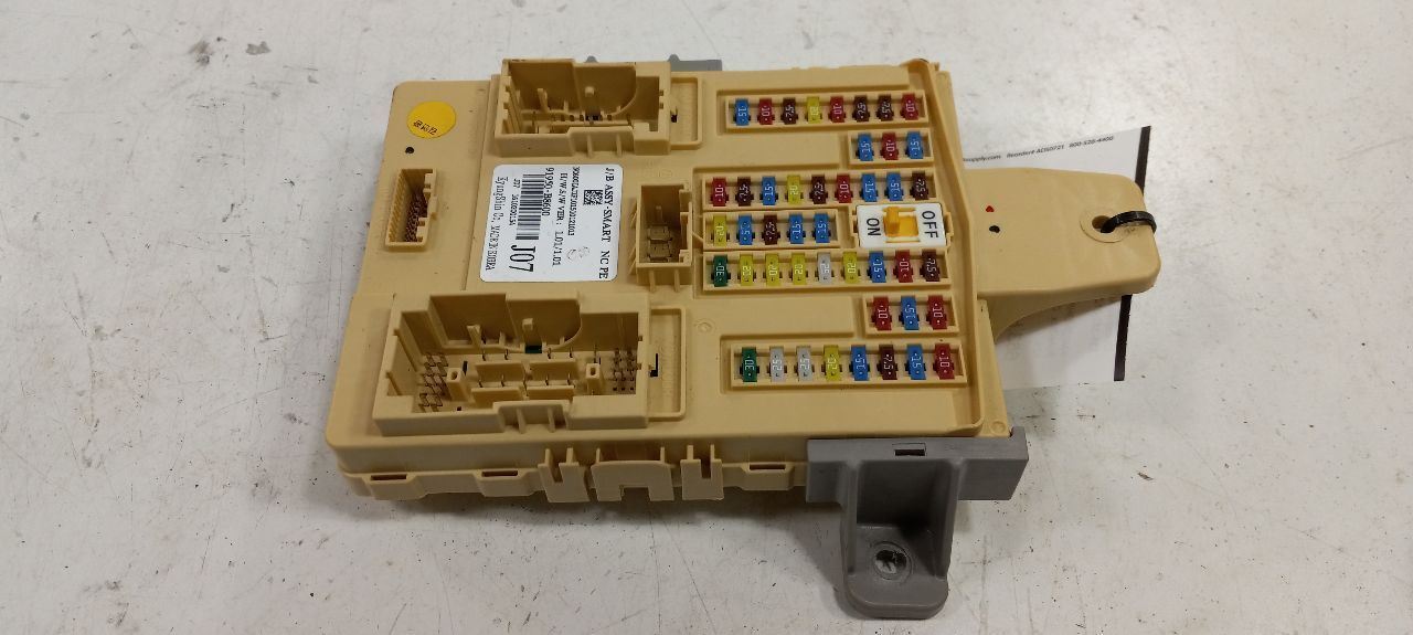 Santa Fe Cabin Fuse Box Interior Inner Under Dash 2017 2018 2019