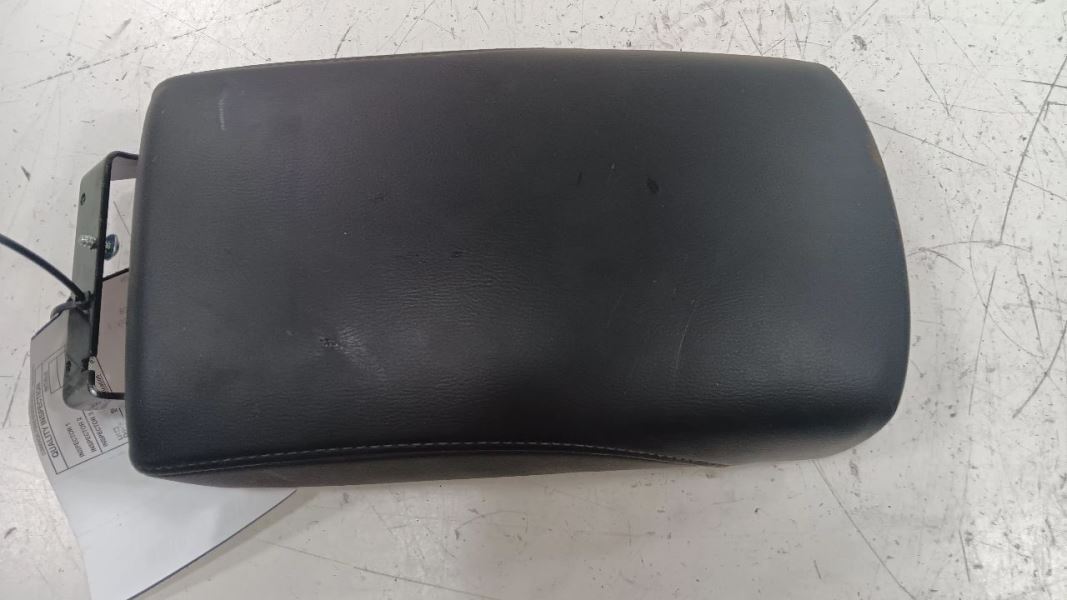 Nissan Rogue Arm Rest  2014 2015 2016 2017