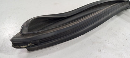 Santa Fe Door Glass Window Seal Rubber Left Driver Front 2017 2018 2019