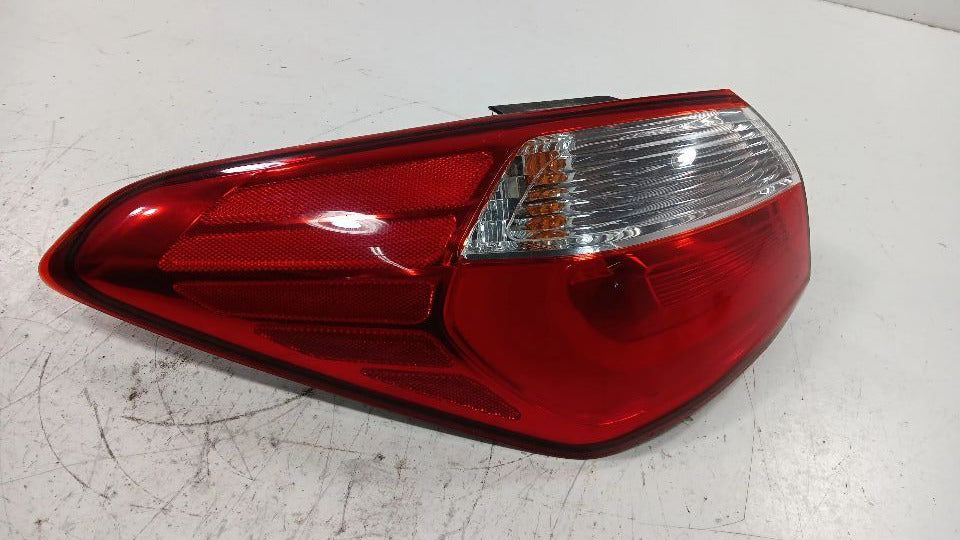 Driver Left Tail Light Brake Lamp Incandescent Sedan Fits 14-16 FORTE