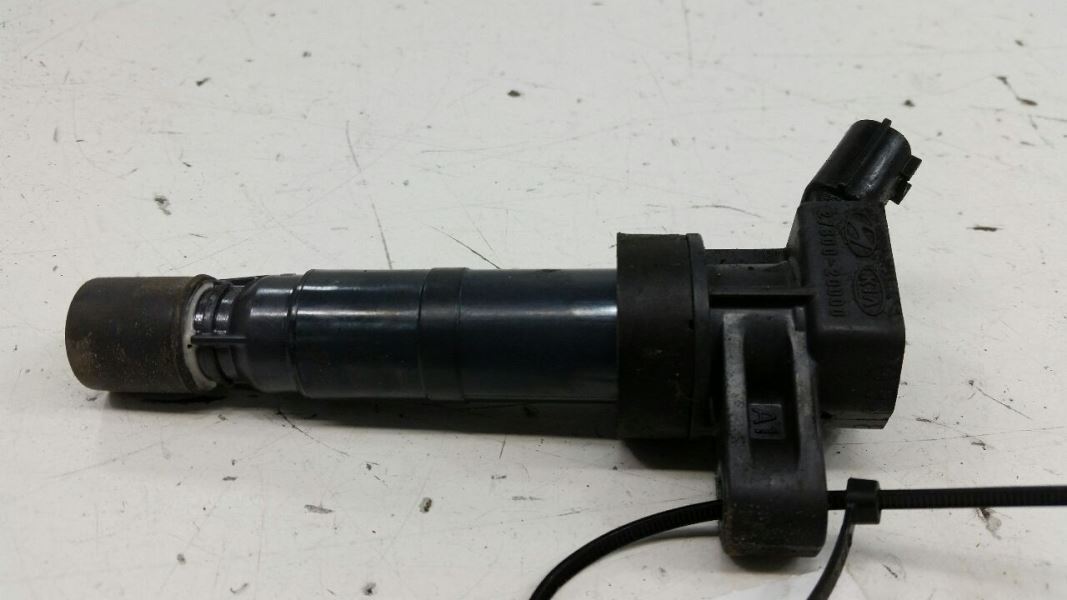 Spark Plug Ignition Coil Ignitor Fits 09-16 HYUNDAI GENESIS OEM