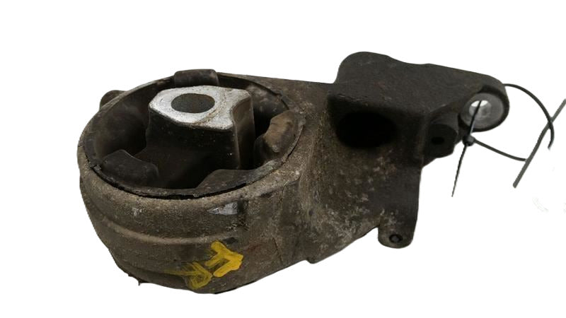 2007 Chevy Malibu Engine Motor Mount Front 2004 2005 2006 2008