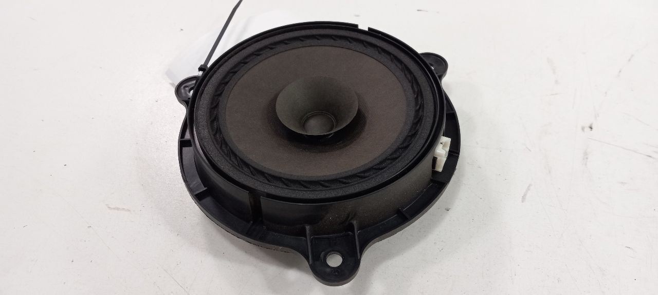 Versa Speaker Left Driver Front 2009 2010 2011 2012