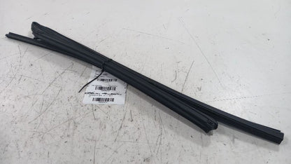 Toyota Rav 4 Door Glass Window Seal Rubber Right Passenger Rear Back  2019 2020