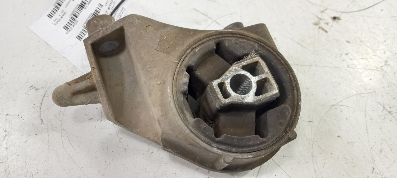 Chevy Equinox Engine Motor Mount Front 2015 2014 2013 2012