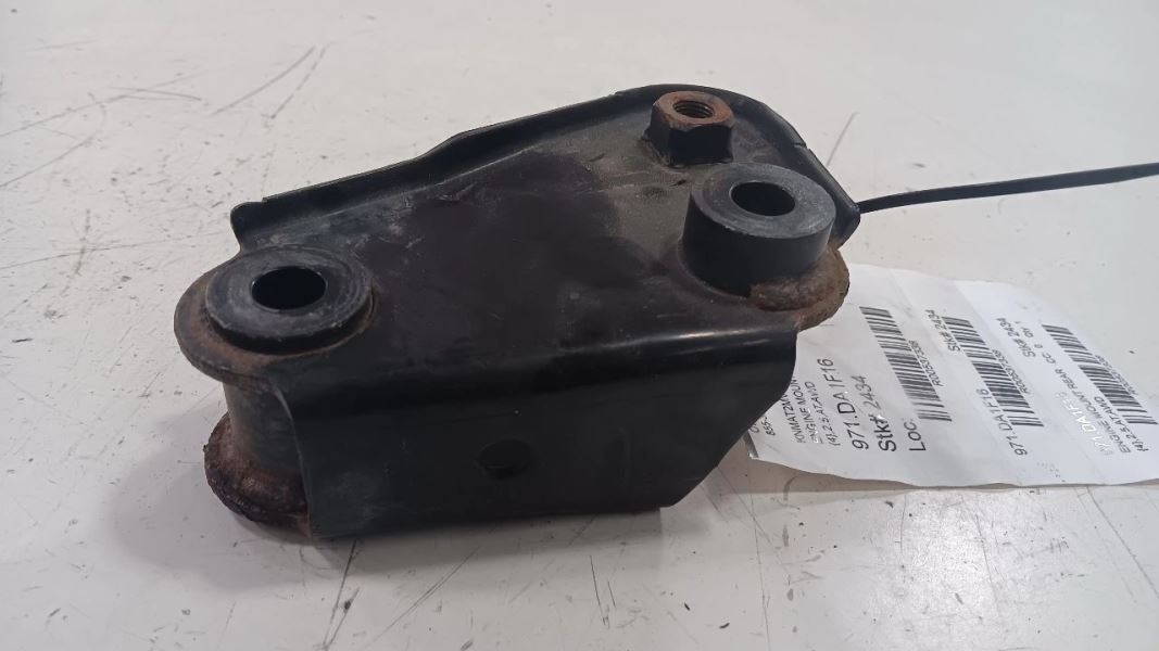 Nissan Rogue Engine Motor Mount Rear Back  2014 2015 2016 2017