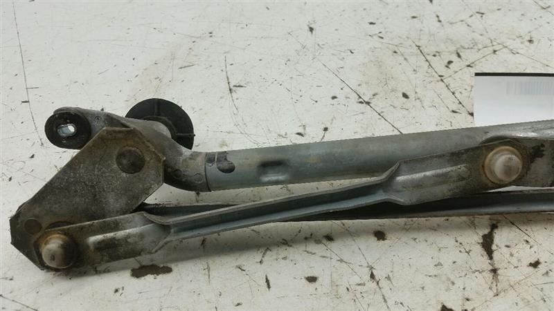 Windshield Wiper Transmission Linkage  Fits 05-10 G6