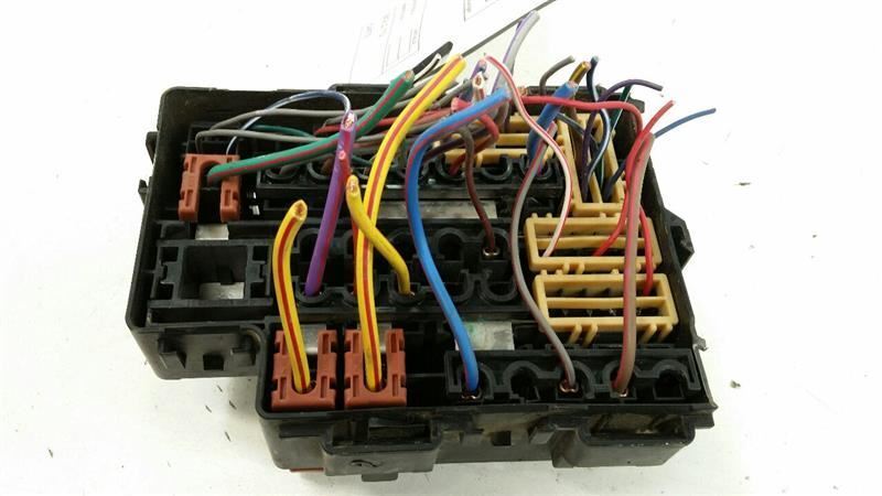 Fuse Box Engine VIN A 8th Digit Fits 10-12 Ford Fusion