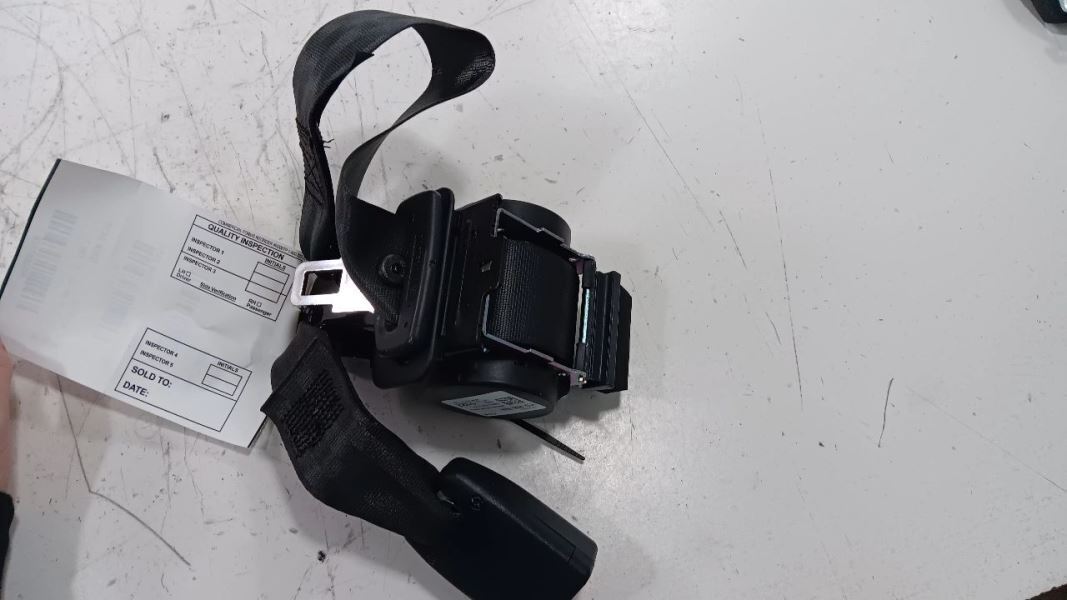 Kia Forte Seat Belt Strap Retractor Center Middle Rear Back  2014 2015 2016