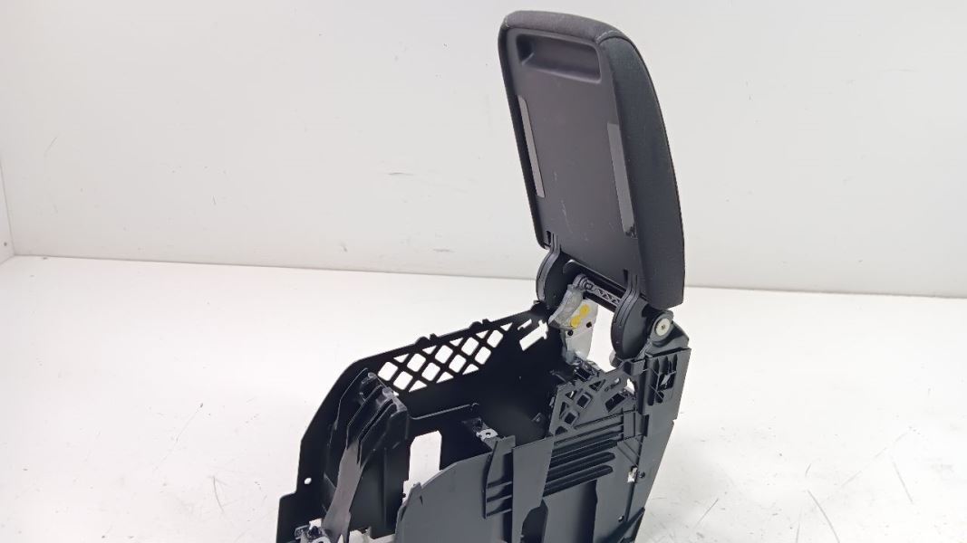 Volkswagen Golf Arm Rest 2010 2011 2012 2013 2014