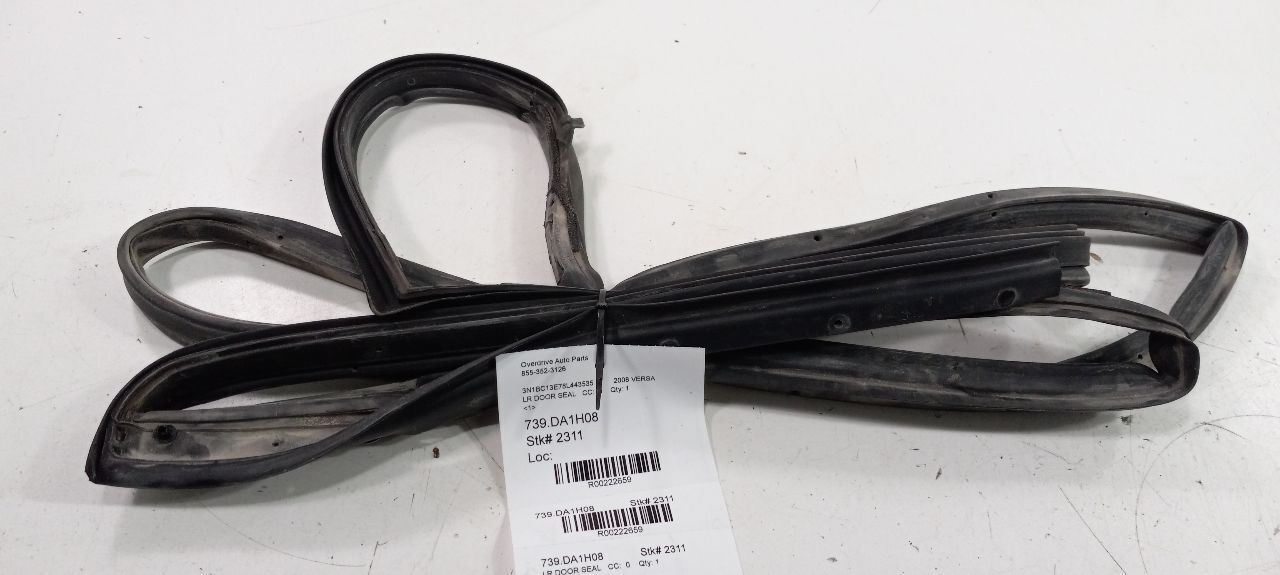 Nissan Versa On Door Seal Rubber Left Driver Rear Back 2007 2008 2009 2010 2011