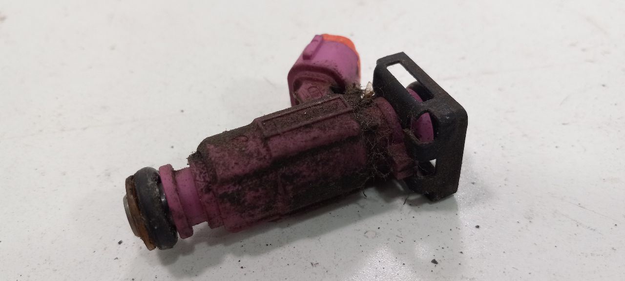 Fuel Injection Part Fuel Injector 2.7L Fits 99-05 SONATA