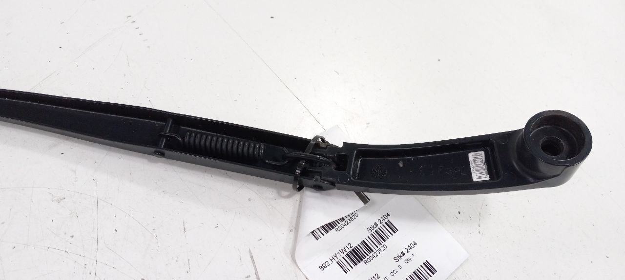 Hyundai Veloster Windshield Wiper Arm Right Passenger 2012 2013 2014