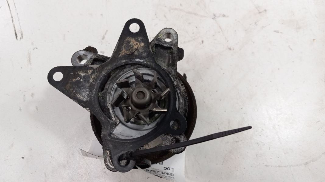 Coolant Water Pump MR20DE Fits 13-19 NV200