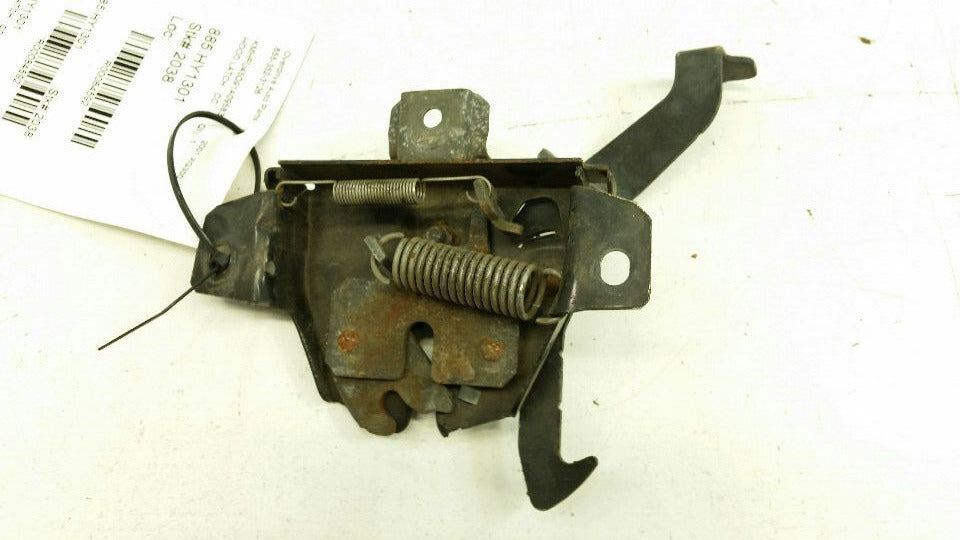 2001 Hyundai XG300 Hood Latch 2002 2003 2004 2005