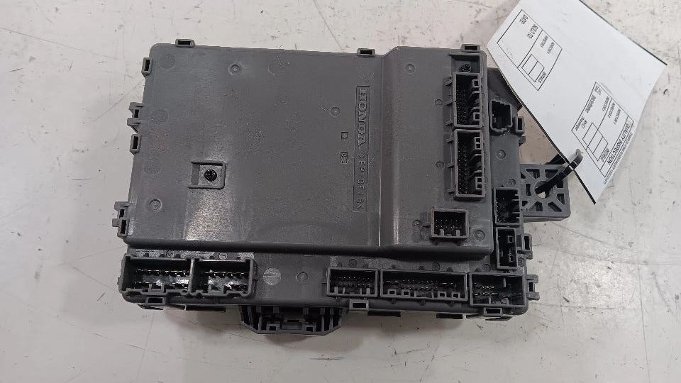 Acura RDX Cabin Fuse Box OEM Used 2016-2018 Inner Under Dash 663.AC1P17