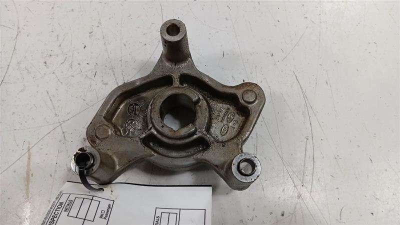 2011 Hyundai Sonata Engine Mounted Gas Fuel Pump Bracket