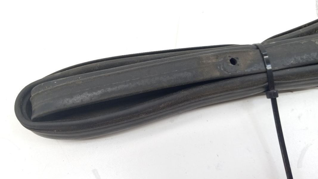 Sentra Cowl Vent Panel Hood Rubber Seal 2006 2005 2004 2003 2002