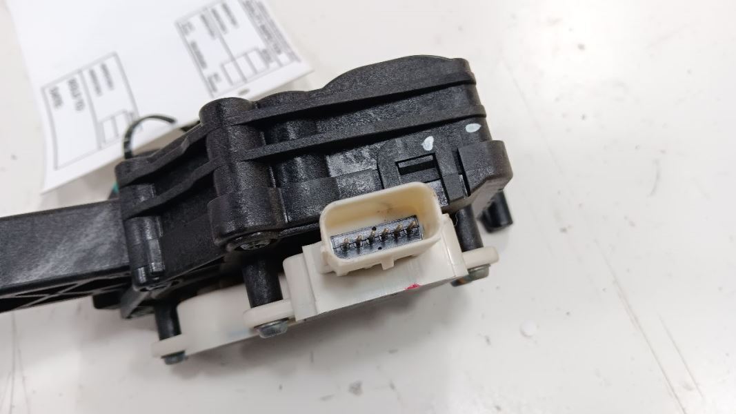 Buick Encore Gas Pedal 2016 2017 2018 2019